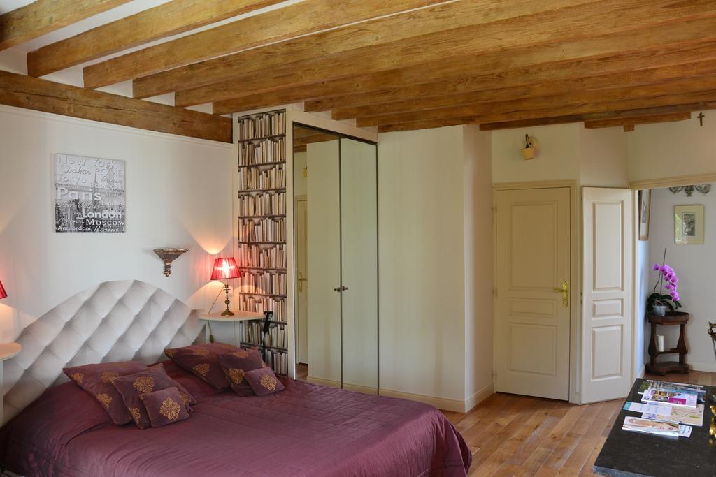 Le Sechoir A Tabac Bed & Breakfast Orléans Oda fotoğraf