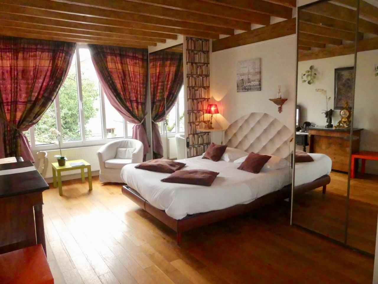 Le Sechoir A Tabac Bed & Breakfast Orléans Dış mekan fotoğraf